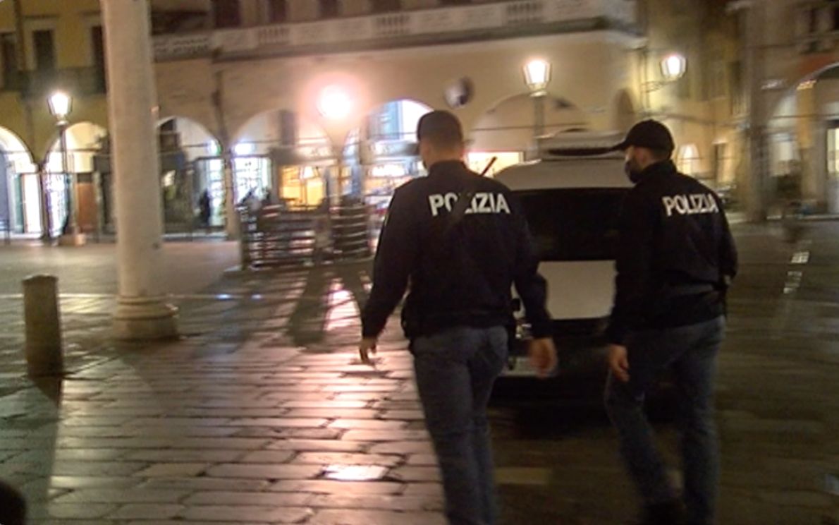 Controlli della Polizia in centro