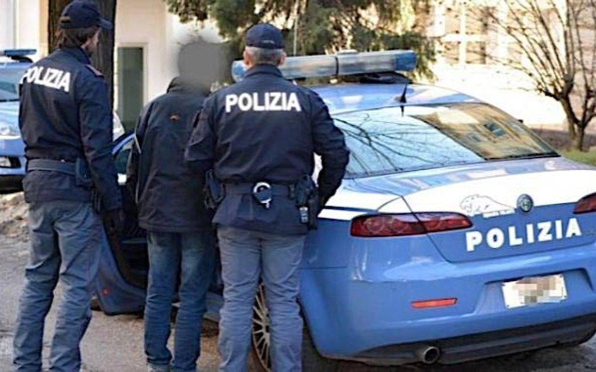 Arresto della polizia