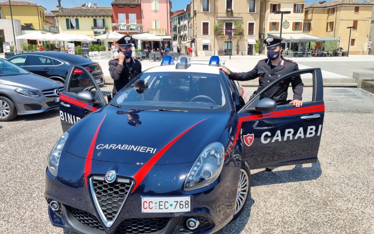 Carabinieri a Peschiera