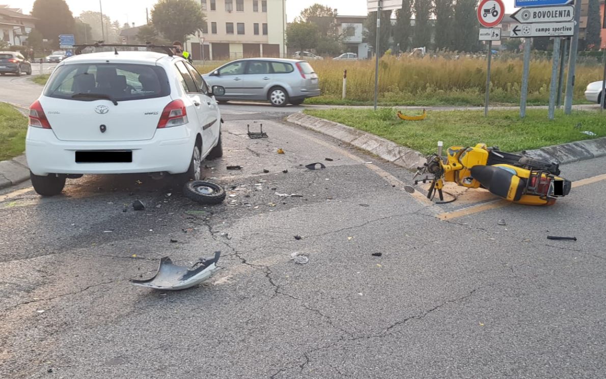 Auto e Vespa, incidente a Bovolenta