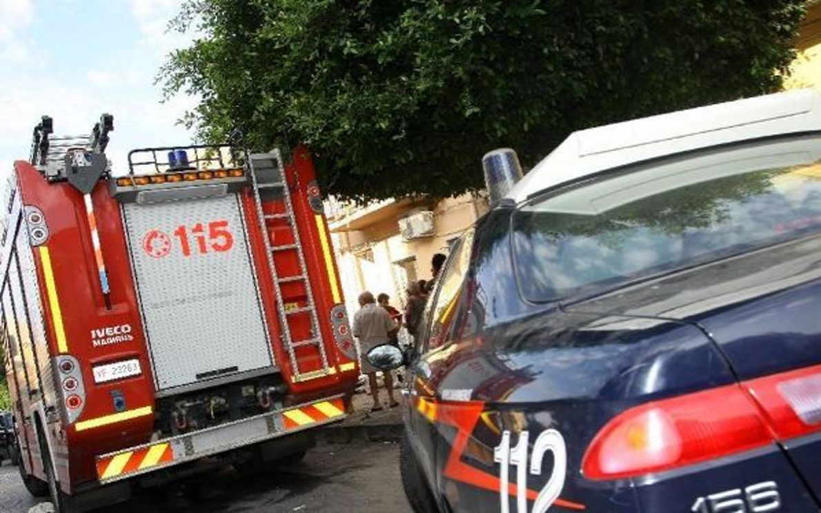 vigili del fuoco e carabinieri