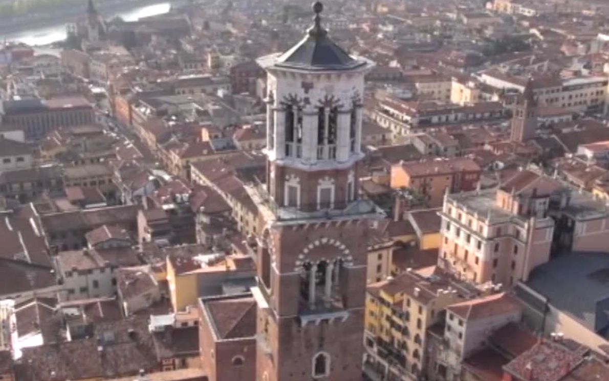 Un&#8217;immagine di Verona dall&#8217;alto, Torre dei Lamberti