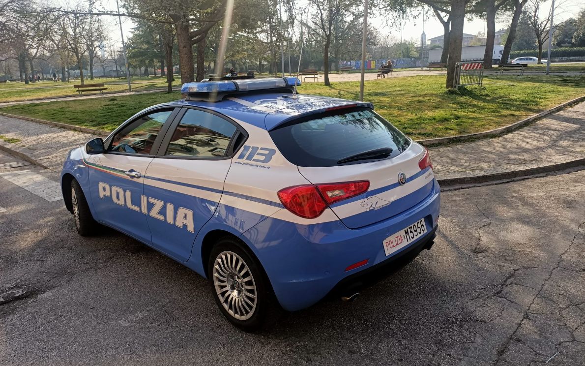 Cavalcavia Borgomagno Arrestato Pusher Ha Tentato La Fuga Ma La 