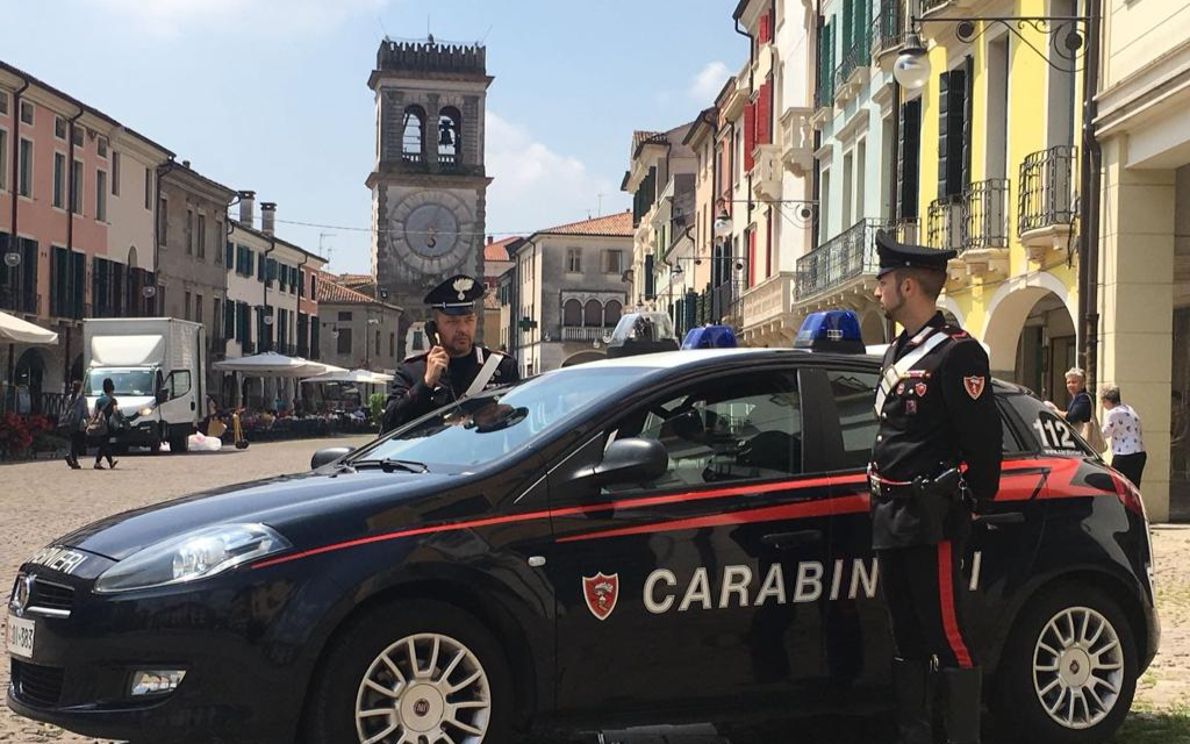 Carabinieri a Este