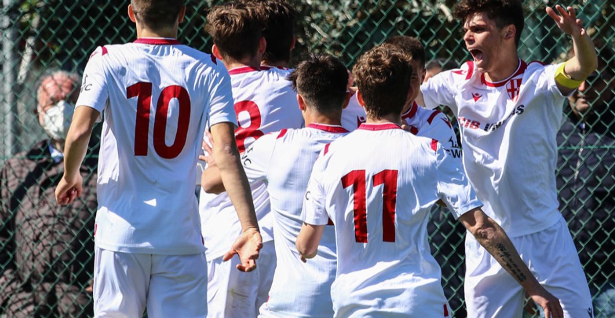 Il Padova Primavera festeggia un gol