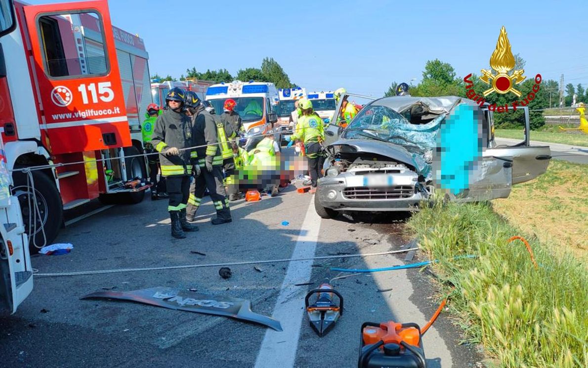 Scontro con il camion morte 4 persone, erano residenti nel Veronese
