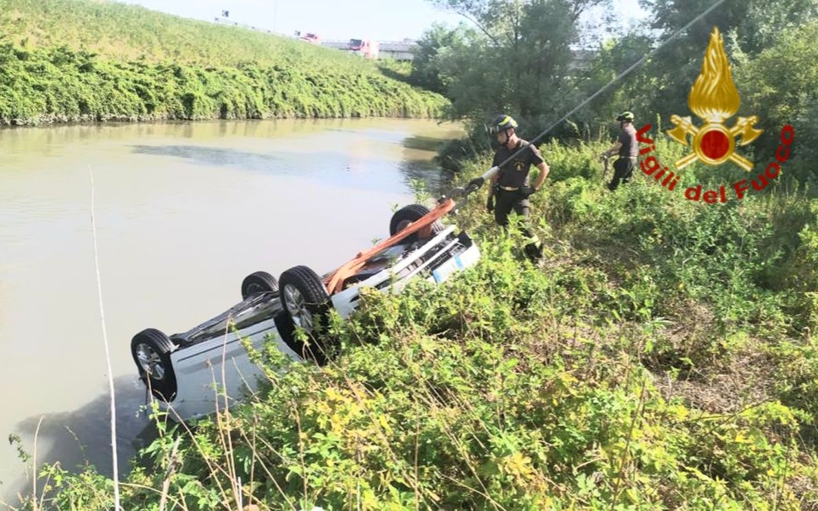 Auto nel Gorzone a Stanghella