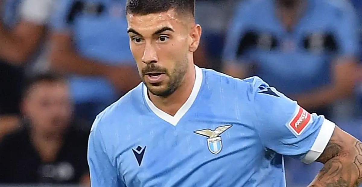 Zaccagni con la maglia della Lazio