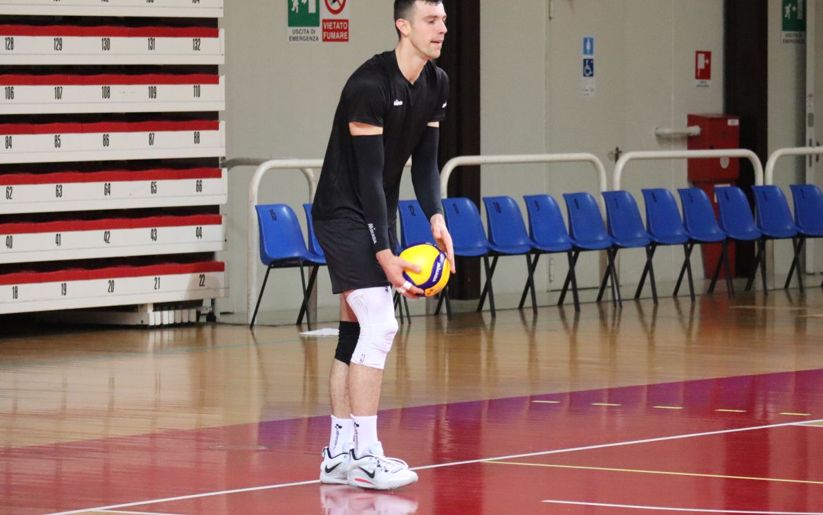 La carica dello schiacciatore bulgaro Asparuhov TgBiancoscudato