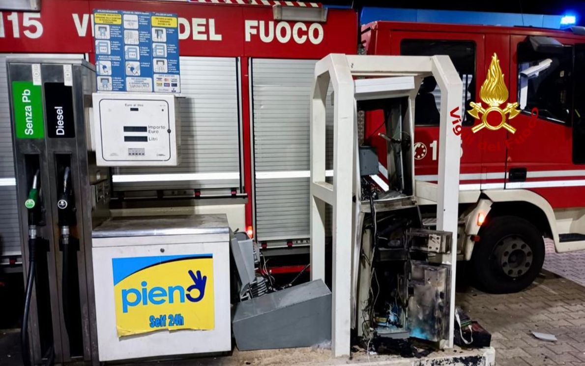 Cassa automatica esplosa