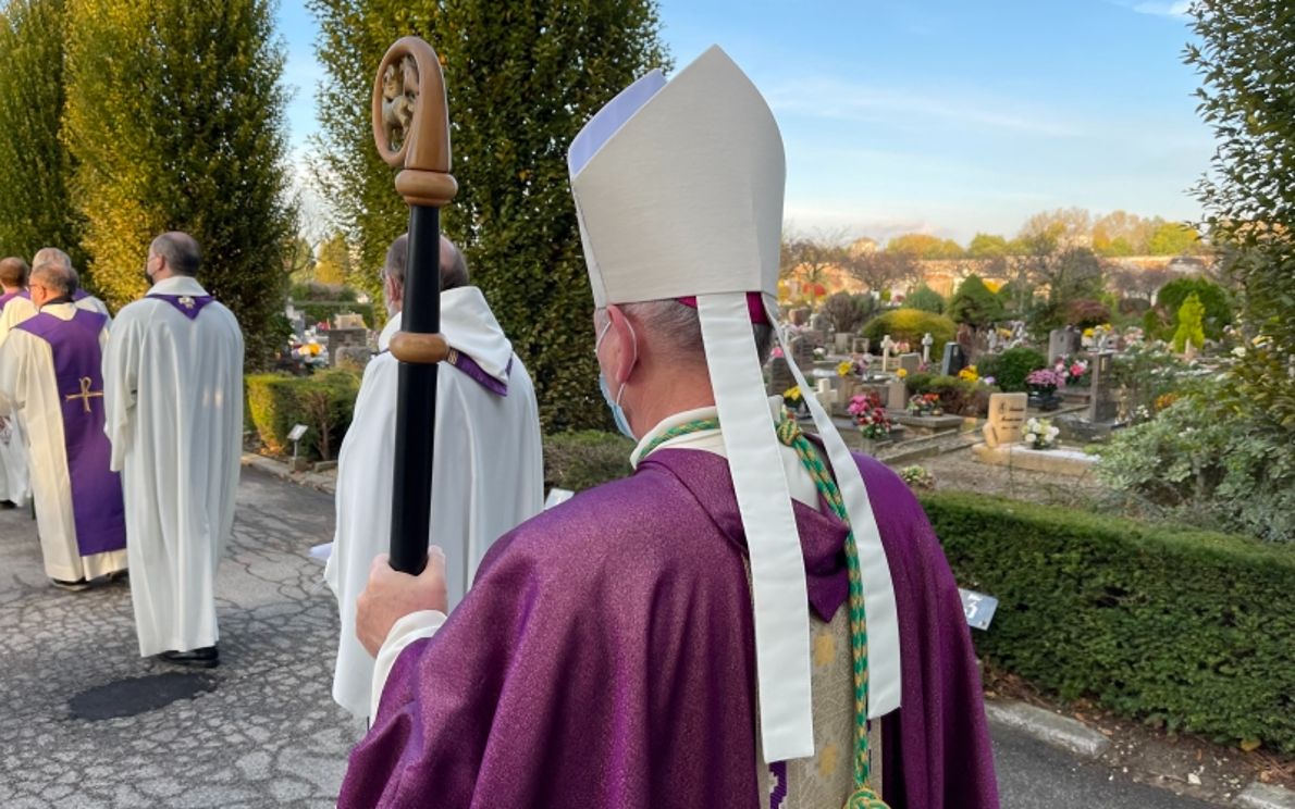 Vescovo Cipolla al cimitero Maggiore