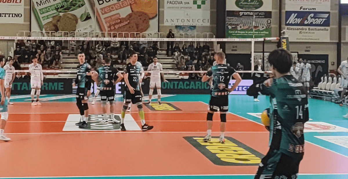La Pallavolo Padova Cade In Casa Contro Milano TgBiancoscudato La Pallavolo Padova Cade In Casa Contro Milano TgBiancoscudato