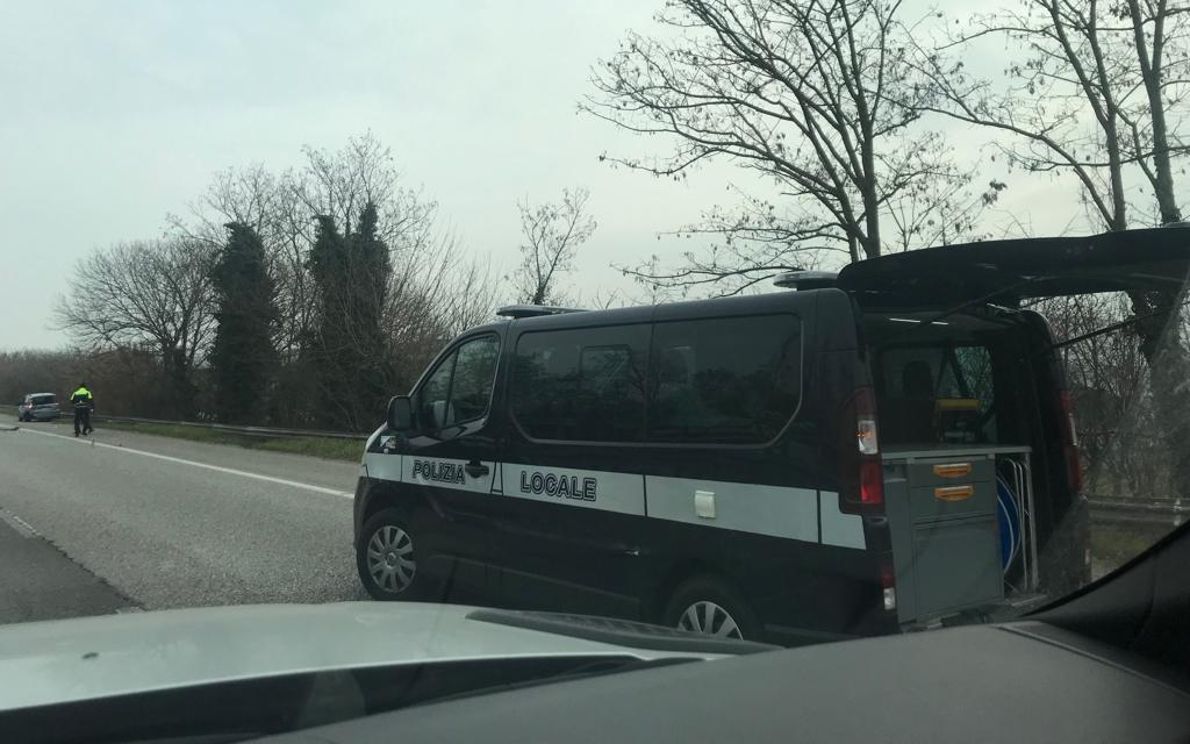Incidente lungo la tangenziale