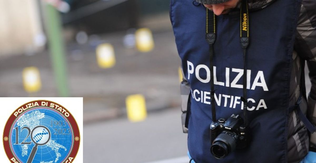 La Polizia Scientifica Sulla Scena Del Crimine, Uno Stand In Città Per ...