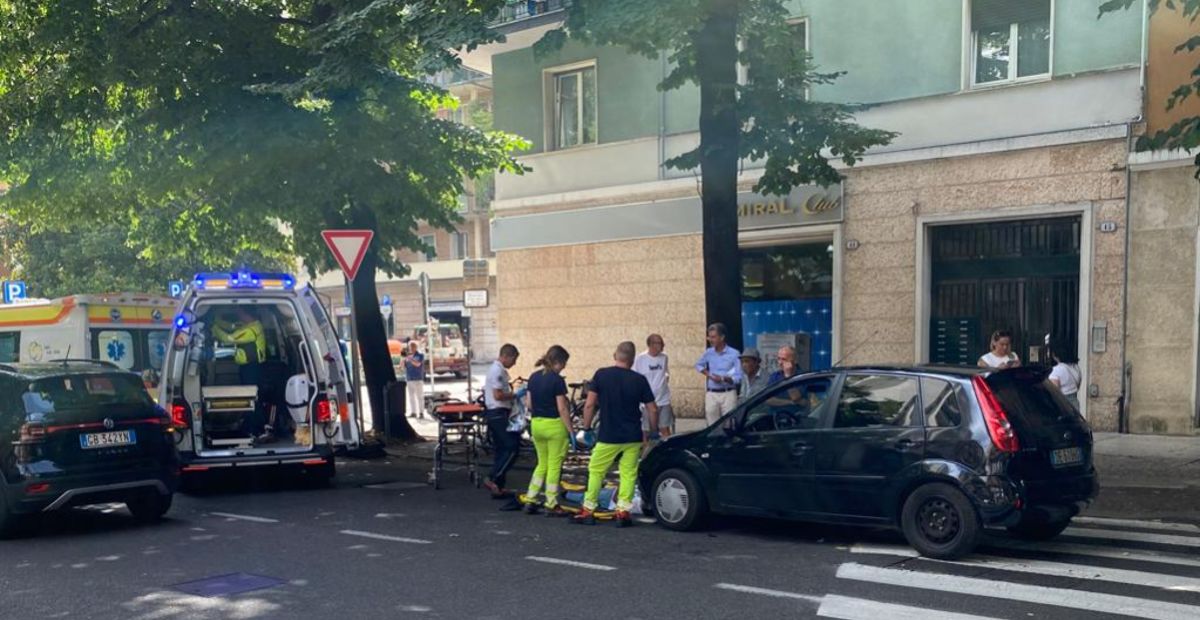 Ciclista Sbuca Improvvisamente Ed è Travolto Da Un'auto | TgVerona ...