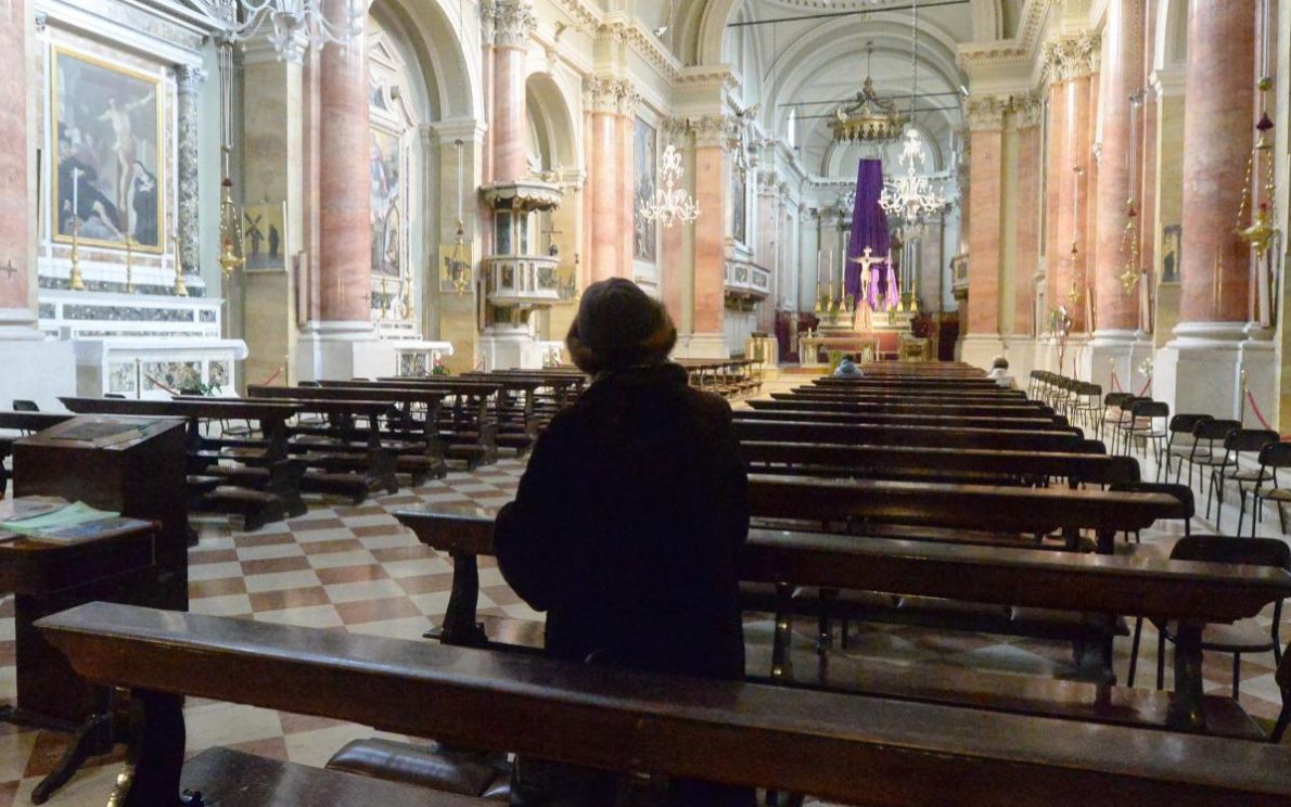 Come Si Sconsacra Una Chiesa Chiese sempre più vuote, solo 1 su 5 va a messa. Nel 2022 si sarebbe