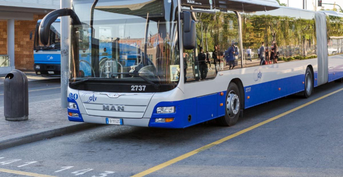 Autobus Atv