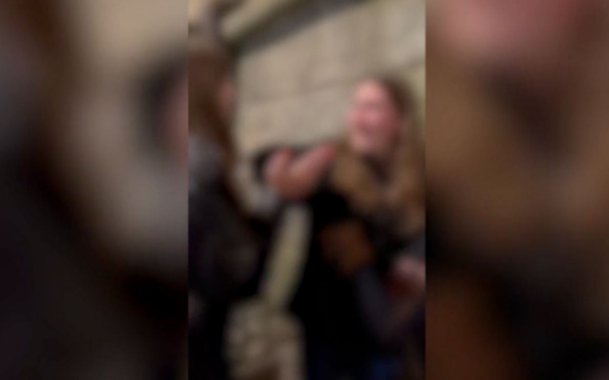 Ragazzina presa a schiaffi in Centro a Padova