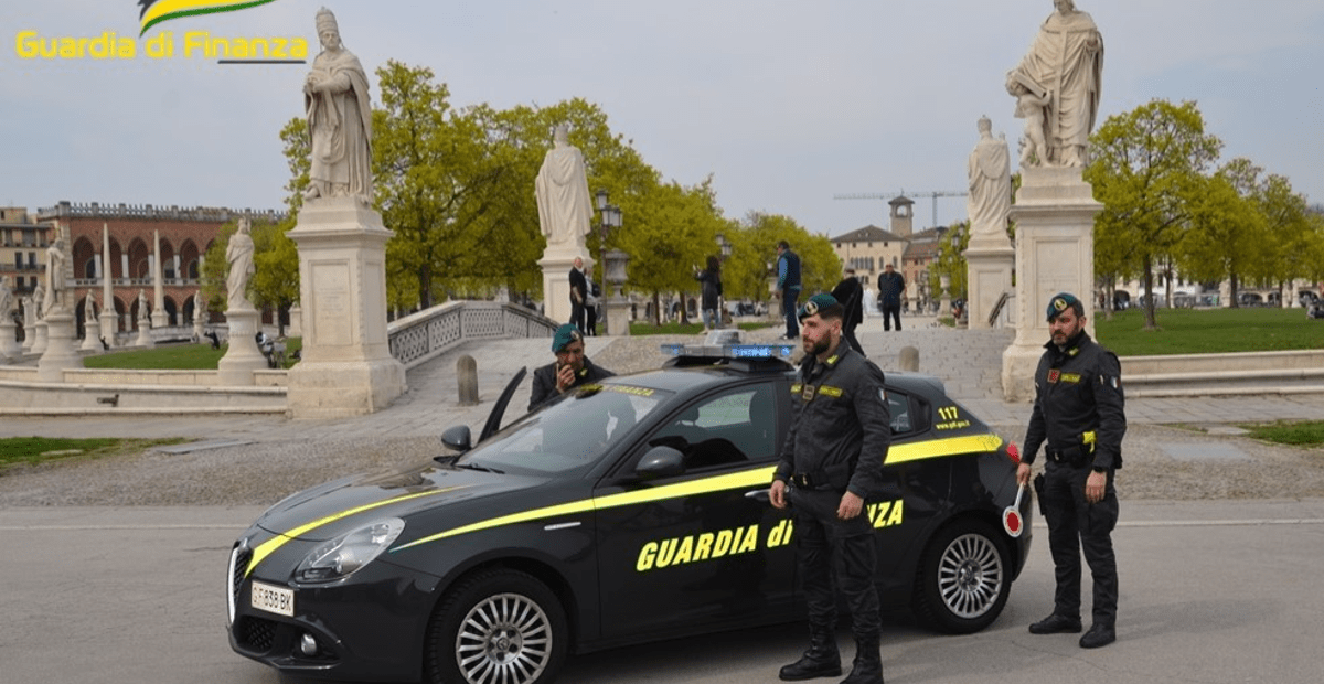 Blitz Antidroga Gdf In Veneto, 19 Arresti E Perquisizioni | TgPadova ...