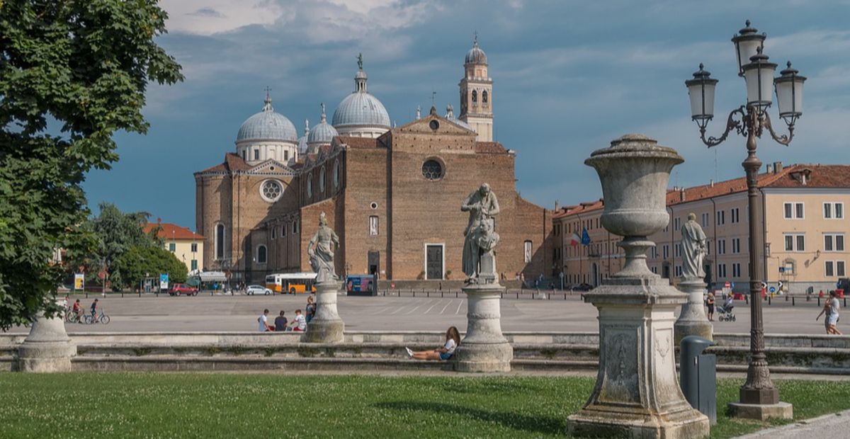 Prato della Valle e Santa Giustina