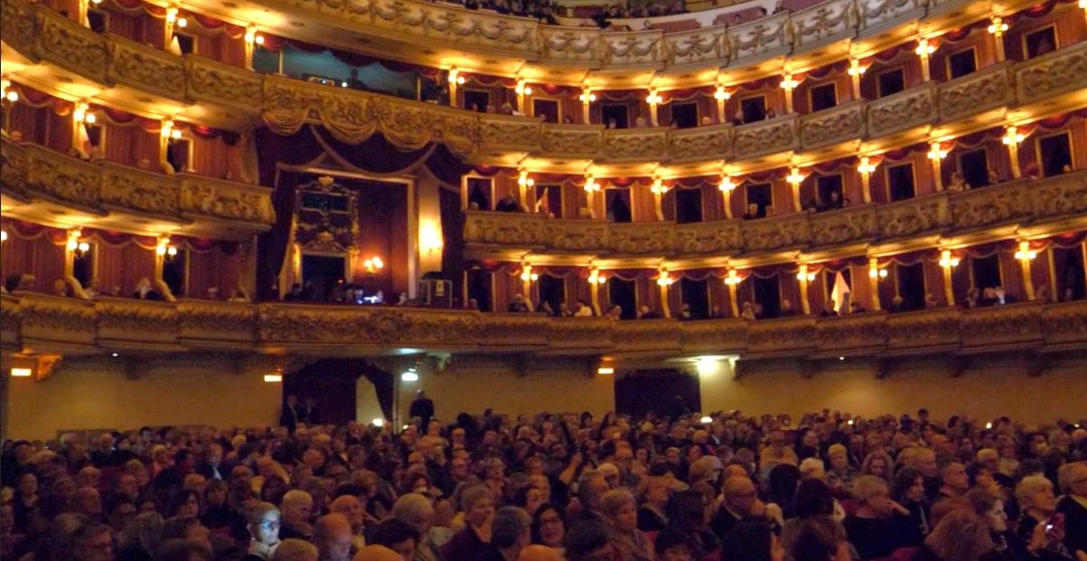 Teatro Filarmonico il giorno della prima