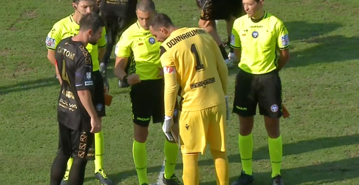 L’arbitro Simone Galipò in Pro Sesto-Padova