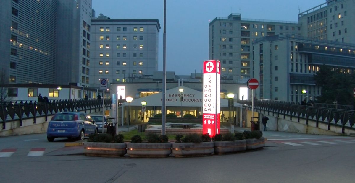 Ospedale di Padova notturna