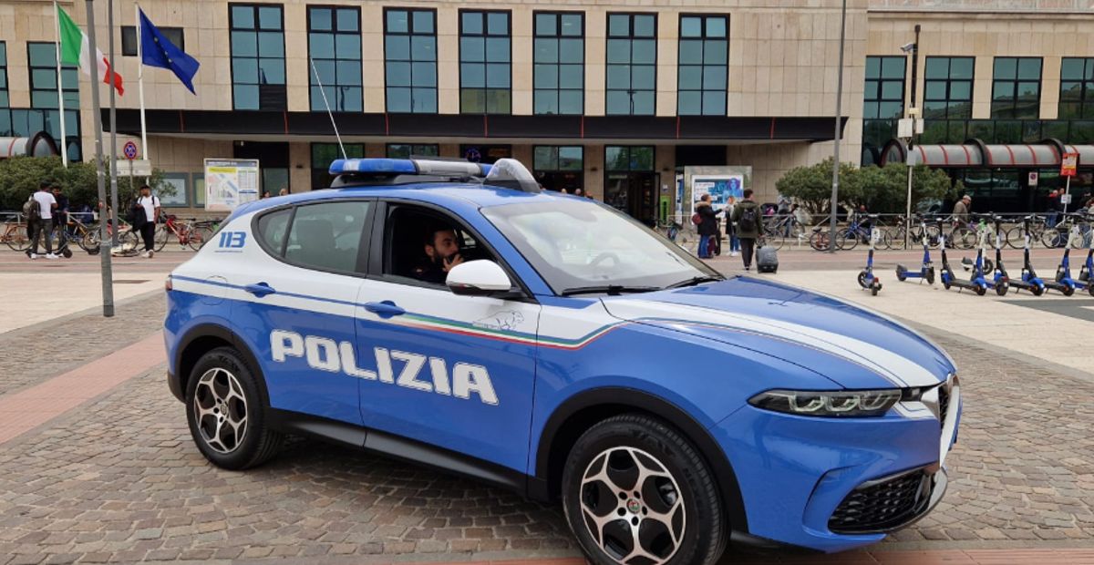 Polizia in Stazione