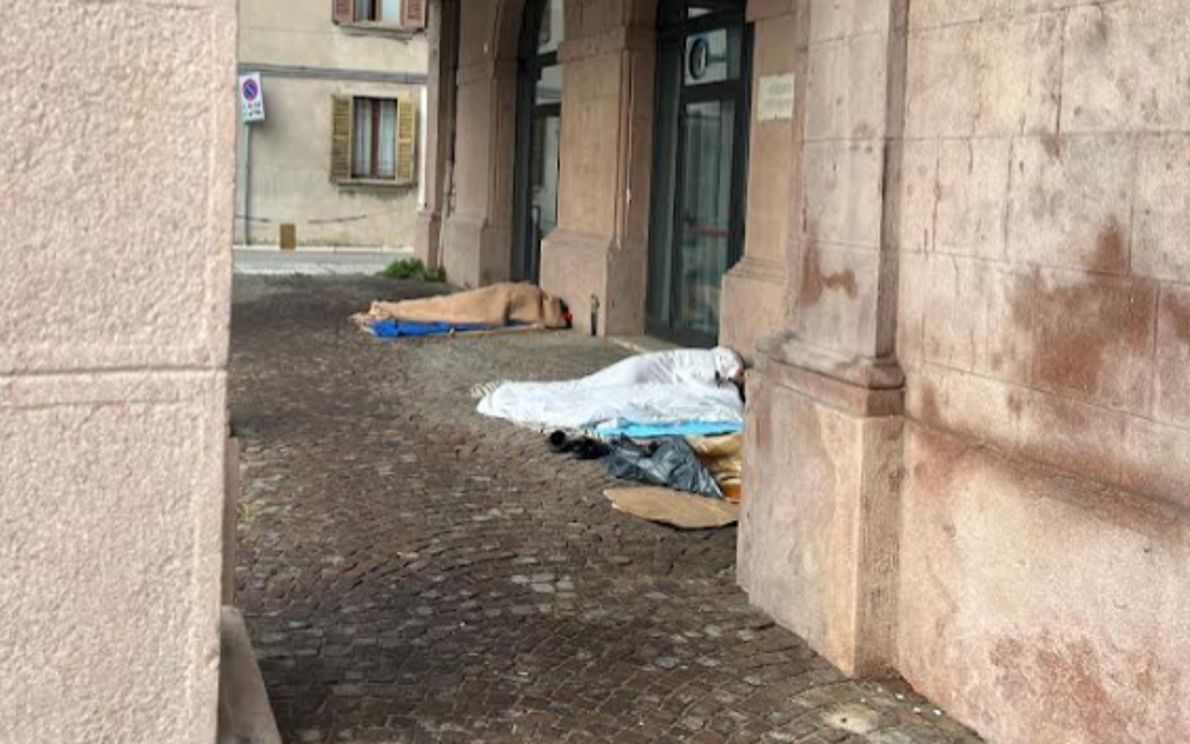 Bivacchi in via Pallone