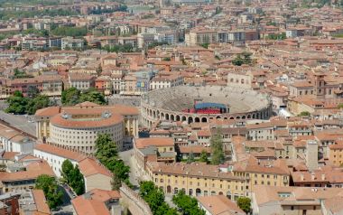 Veronalto, Arena