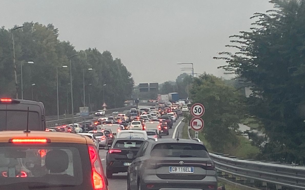 Traffico in tangenziale