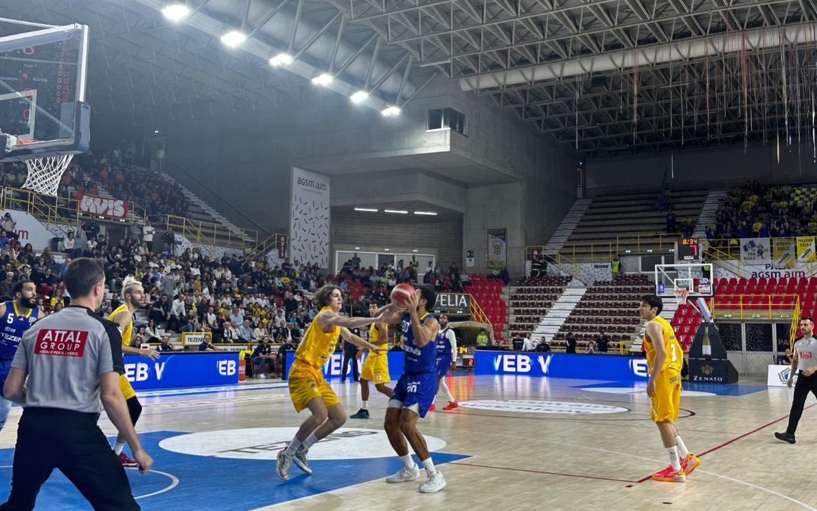 Tezenis-Cividale