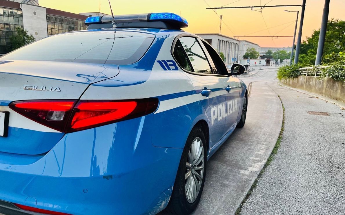Polizia in zona Stazione