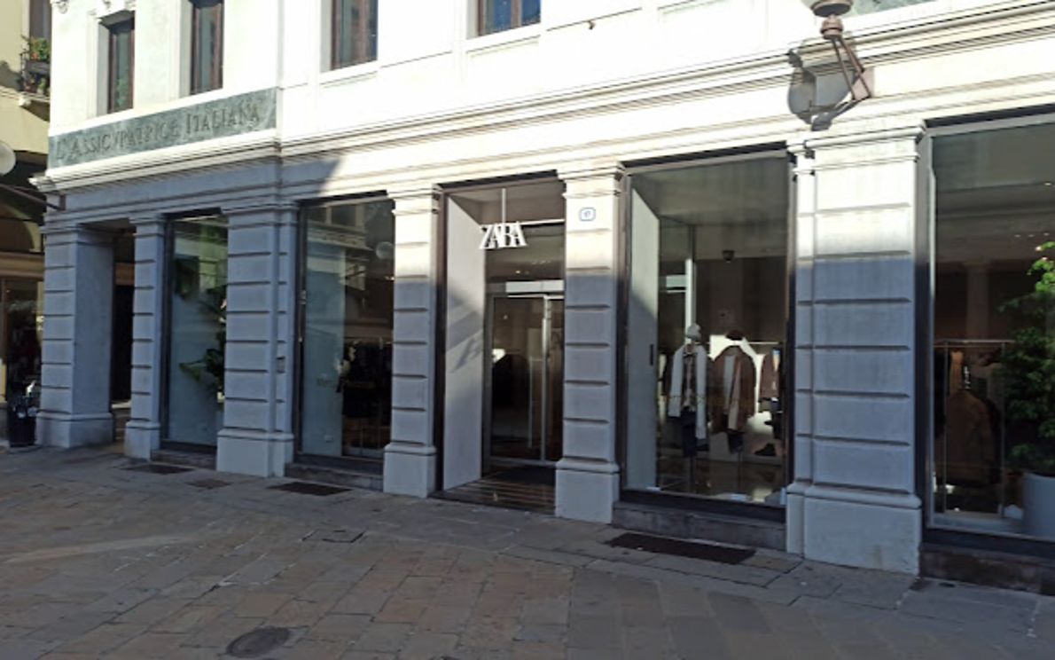 Negozio Zara in Piazzetta Pedrocchi