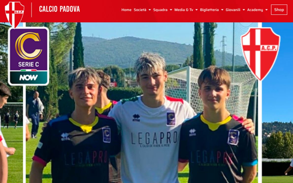 Tanti giovani biancoscudati
