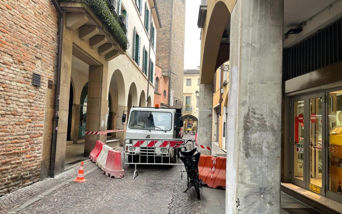 Cantiere in via Zabarella