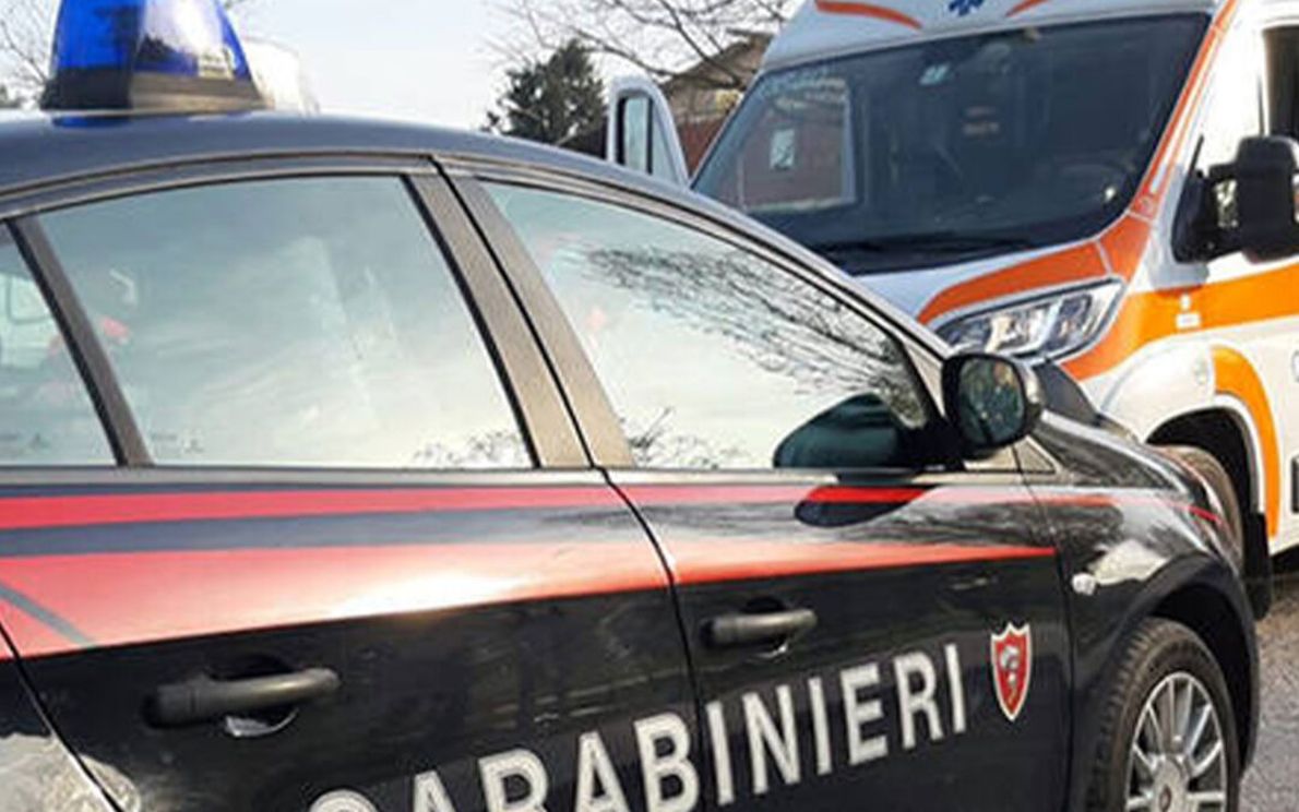 Carabinieri e ambulanza