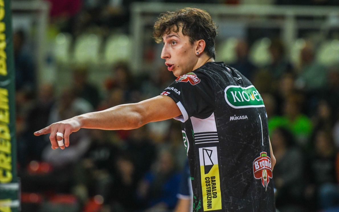Alberto Polo con la maglia della Pallavolo Padova