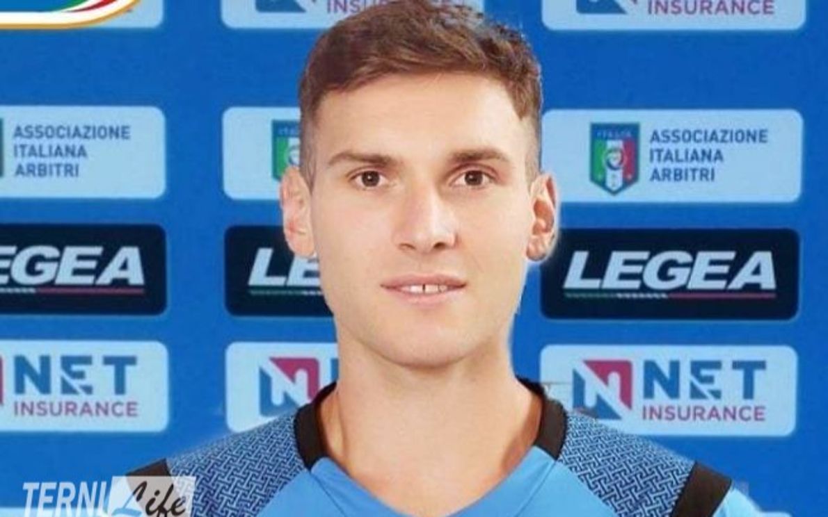 L&#8217;arbitro Gabriele Sacchi di Macerata
