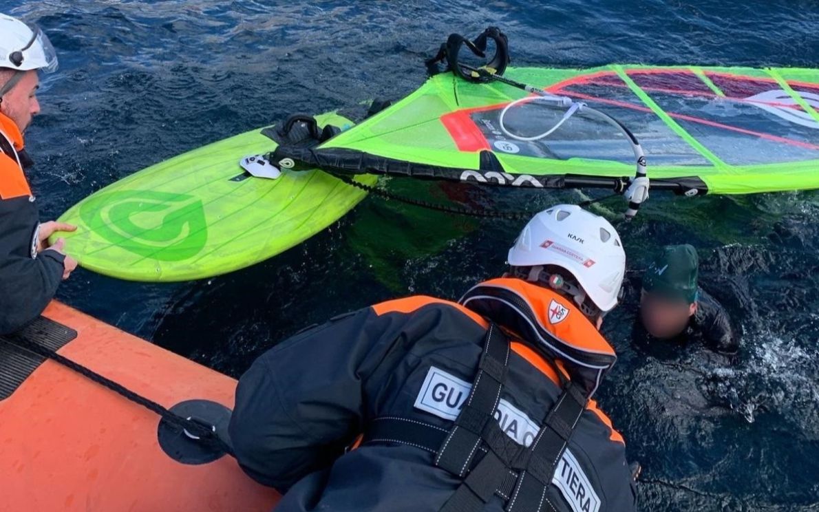 Windsurfista