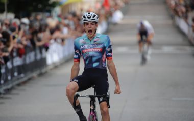Nespoli taglia il traguardo (foto Zanoni)
