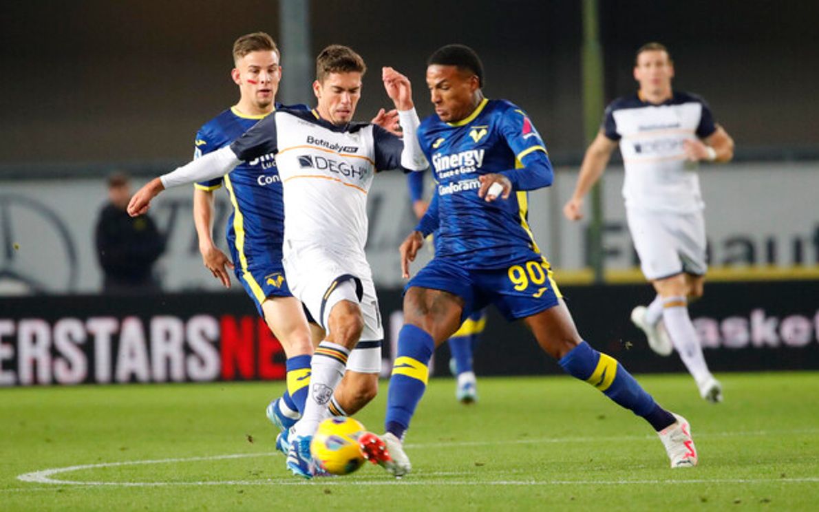 Verona-Lecce 2-2, foto ansa it