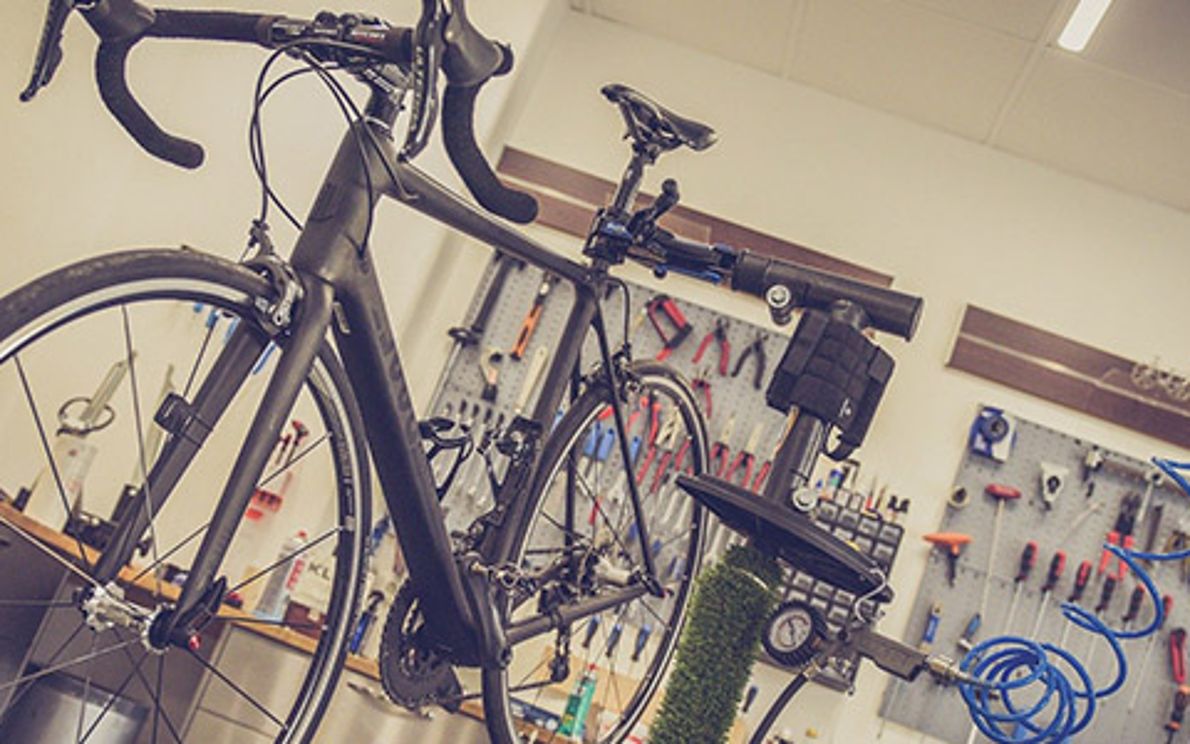 Riparazione bici