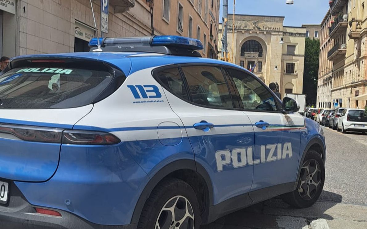 Gli agenti delle Volanti