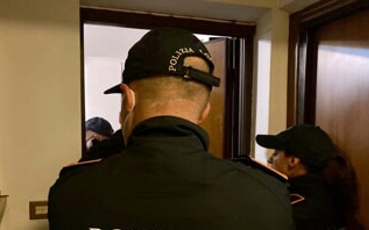 Polizia locale, case abusive
