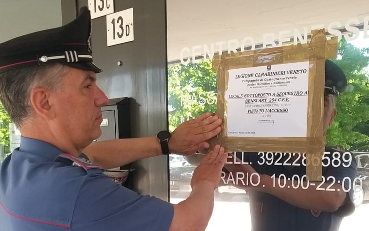 Centro massaggi chiuso
