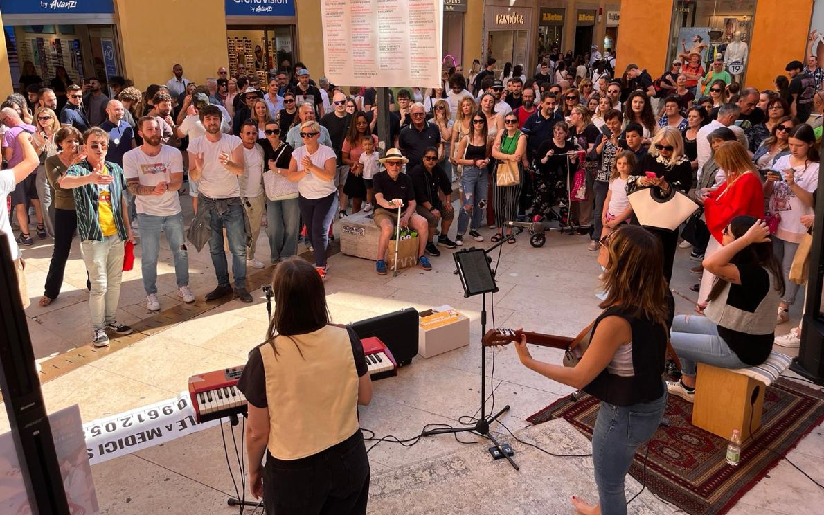 Medical Buskers
