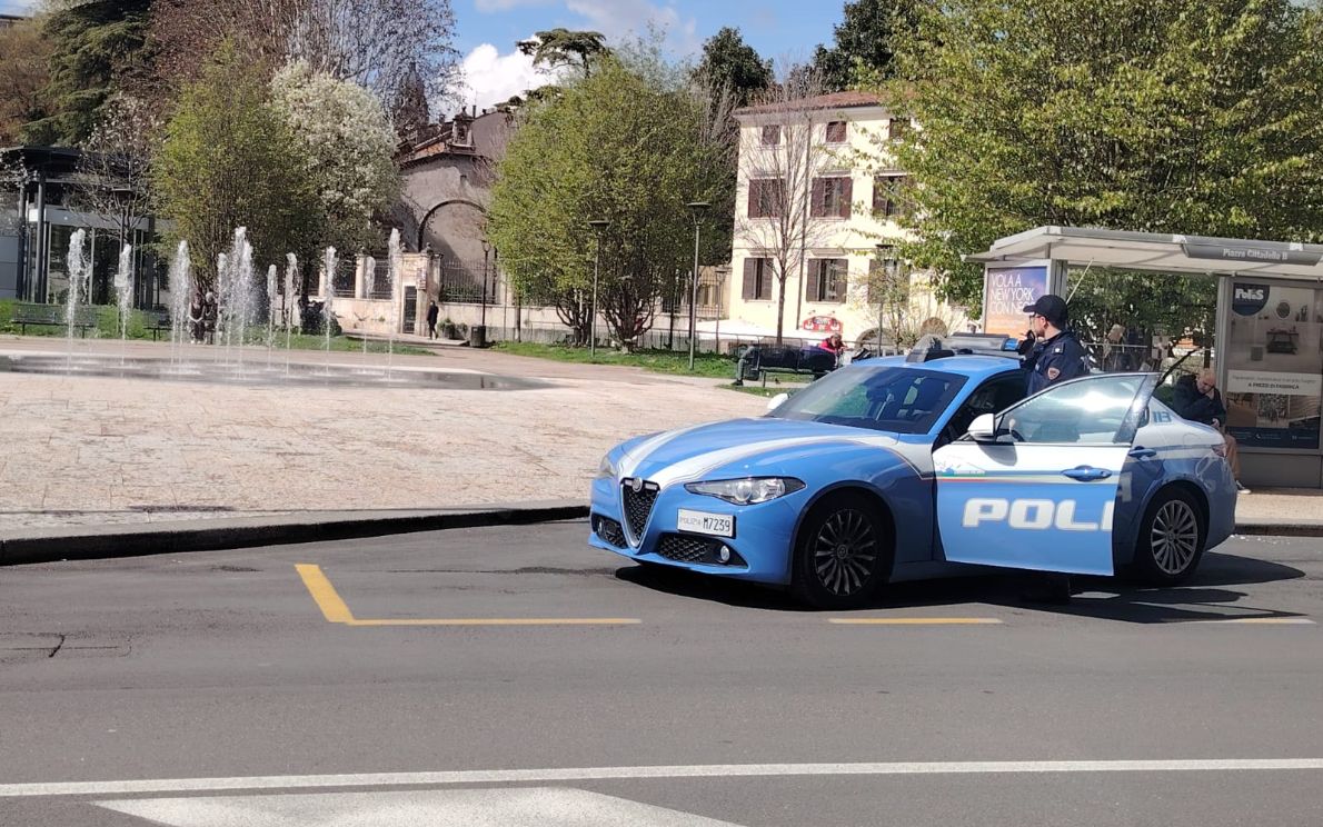 Polizia piazza Cittadella
