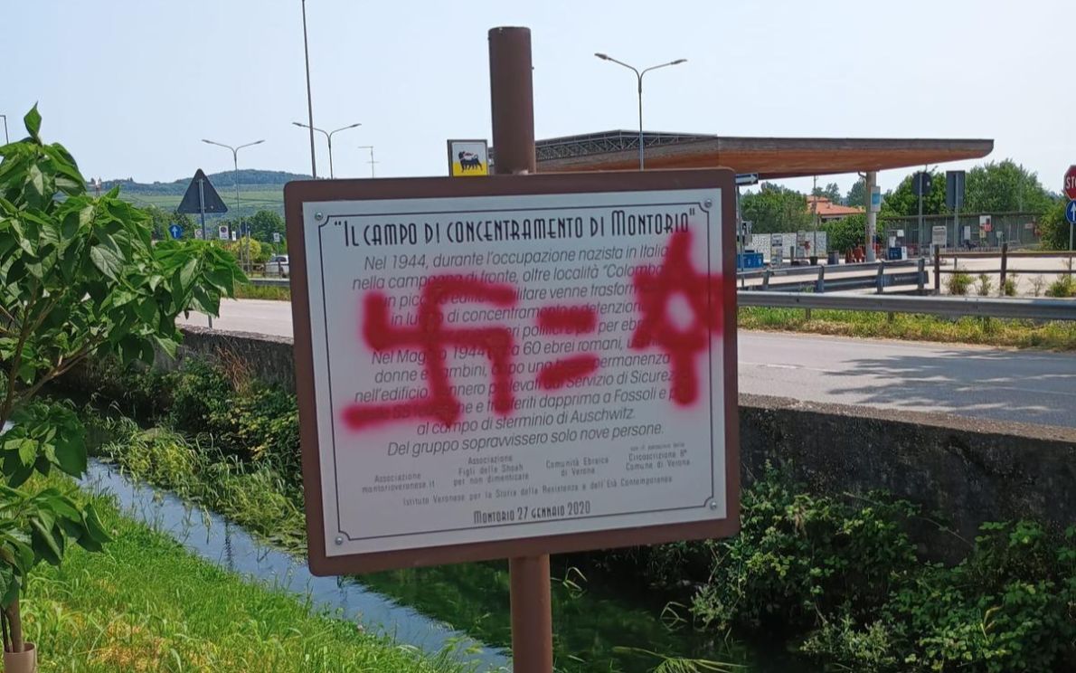 Svastiche a Montorio