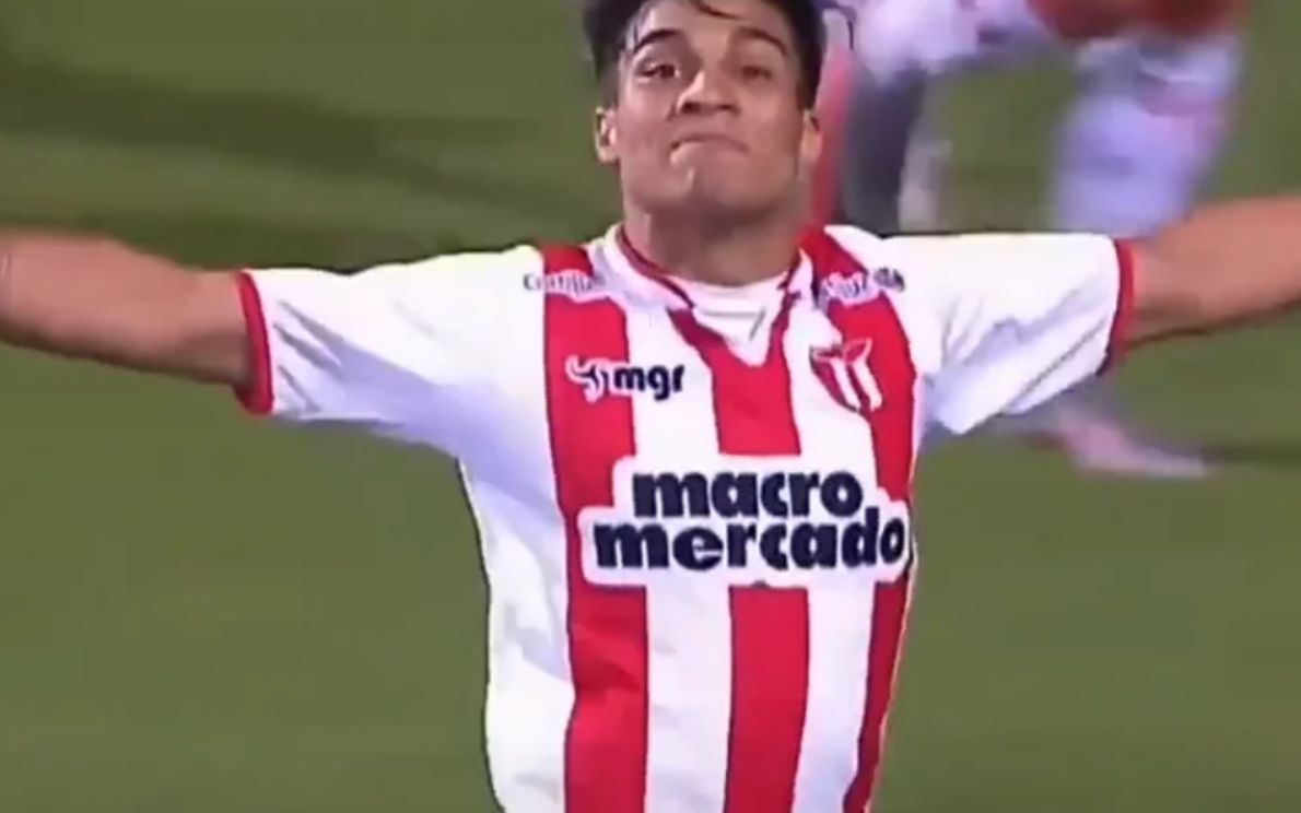 Arezo